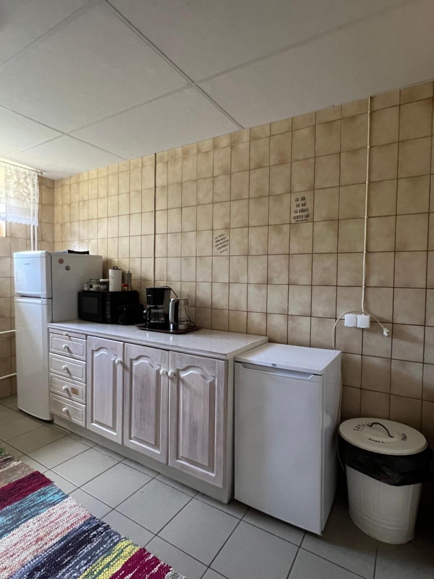 Kihnu Sadama Oeoemaja Guesthouse Lemsi Экстерьер фото