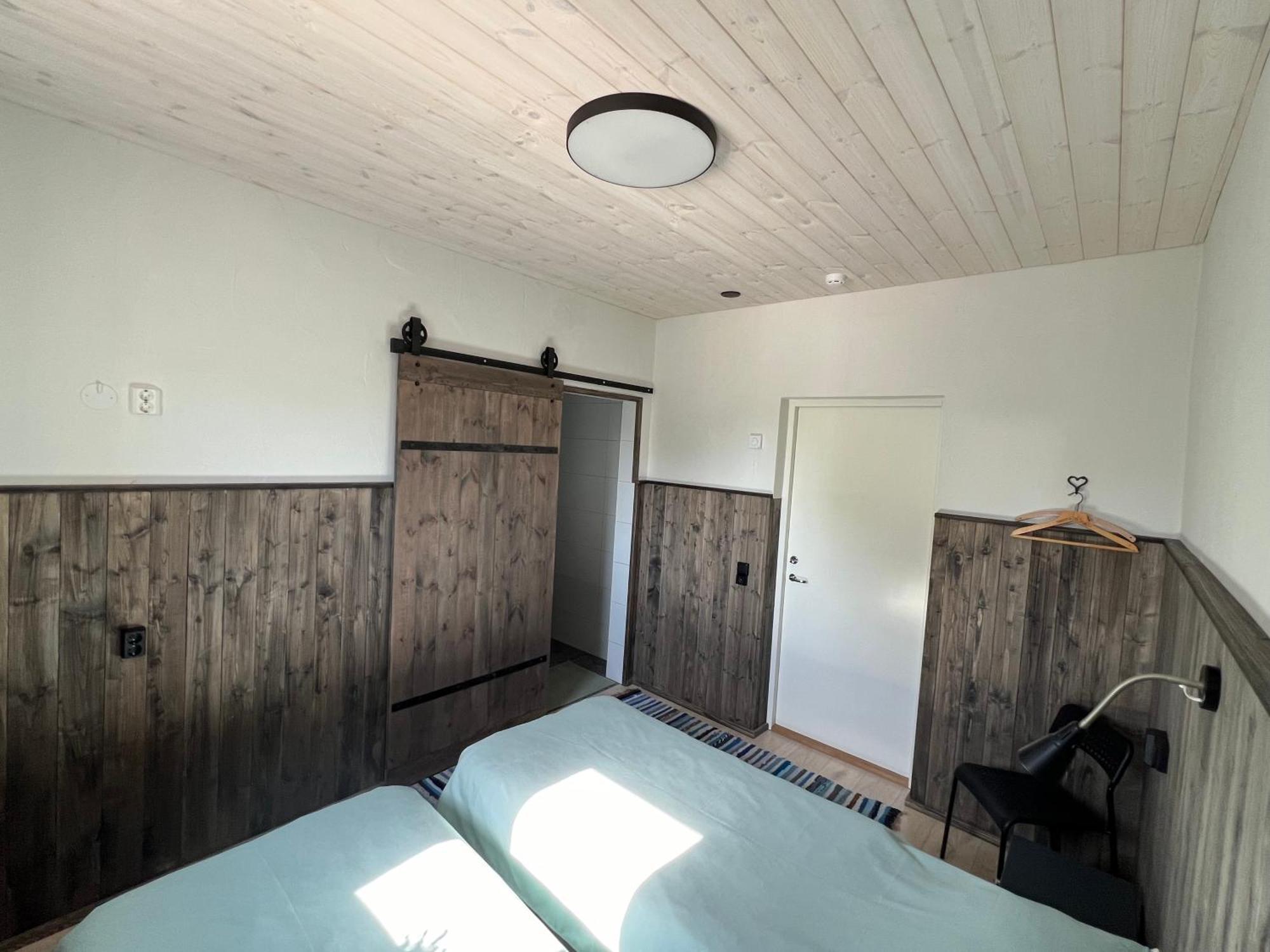 Kihnu Sadama Oeoemaja Guesthouse Lemsi Экстерьер фото