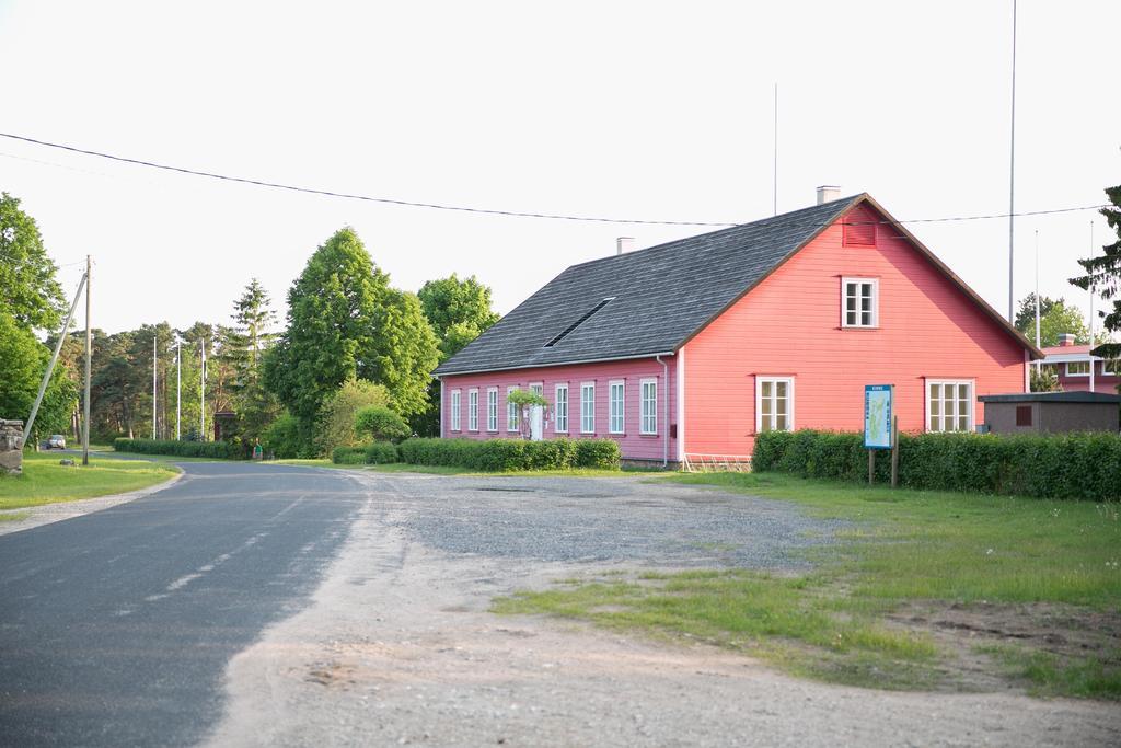 Kihnu Sadama Oeoemaja Guesthouse Lemsi Экстерьер фото