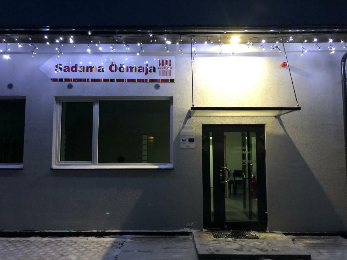 Kihnu Sadama Oeoemaja Guesthouse Lemsi Экстерьер фото